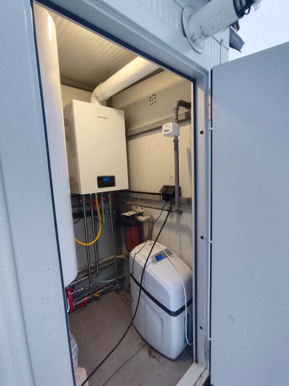 Бытовой КНР 24 кВт с бойлером и системой умягчения воды